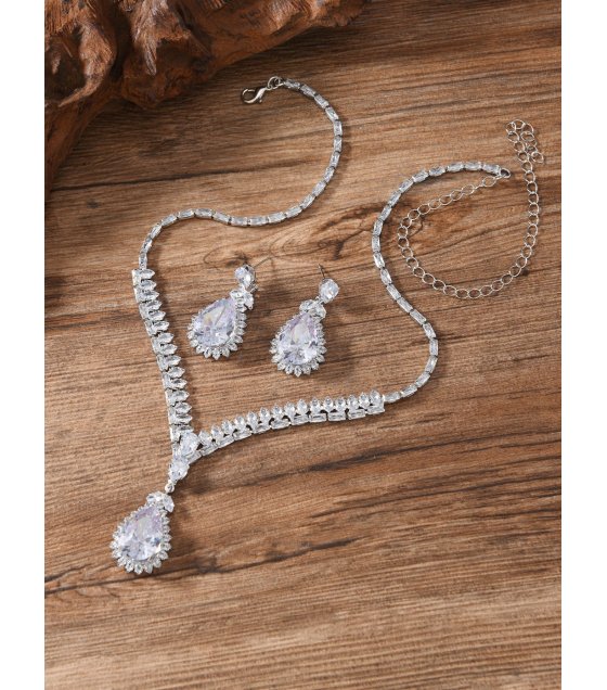 SET737 - Simple Diamond Necklace Set